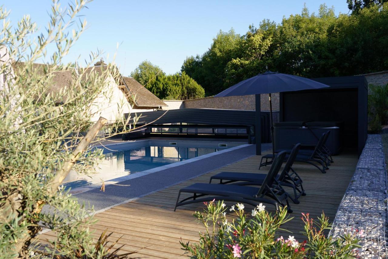 Domaine De Chaligny Hostel Saint-Hilaire-en-Morvan Exterior photo